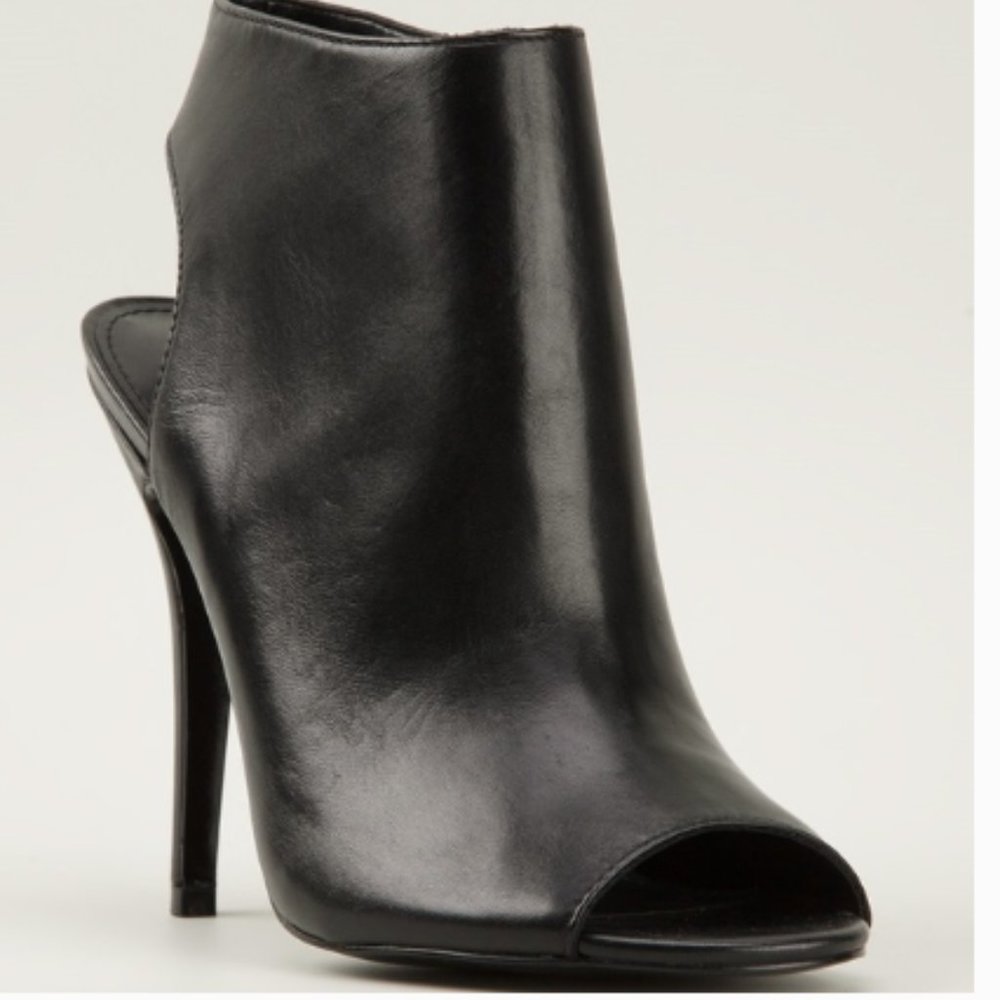 Steve Madden Rock n Roll Heeled Booties